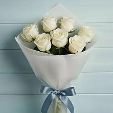 Букет 7 Белых роз Эдлесс Лав в Тимошкино