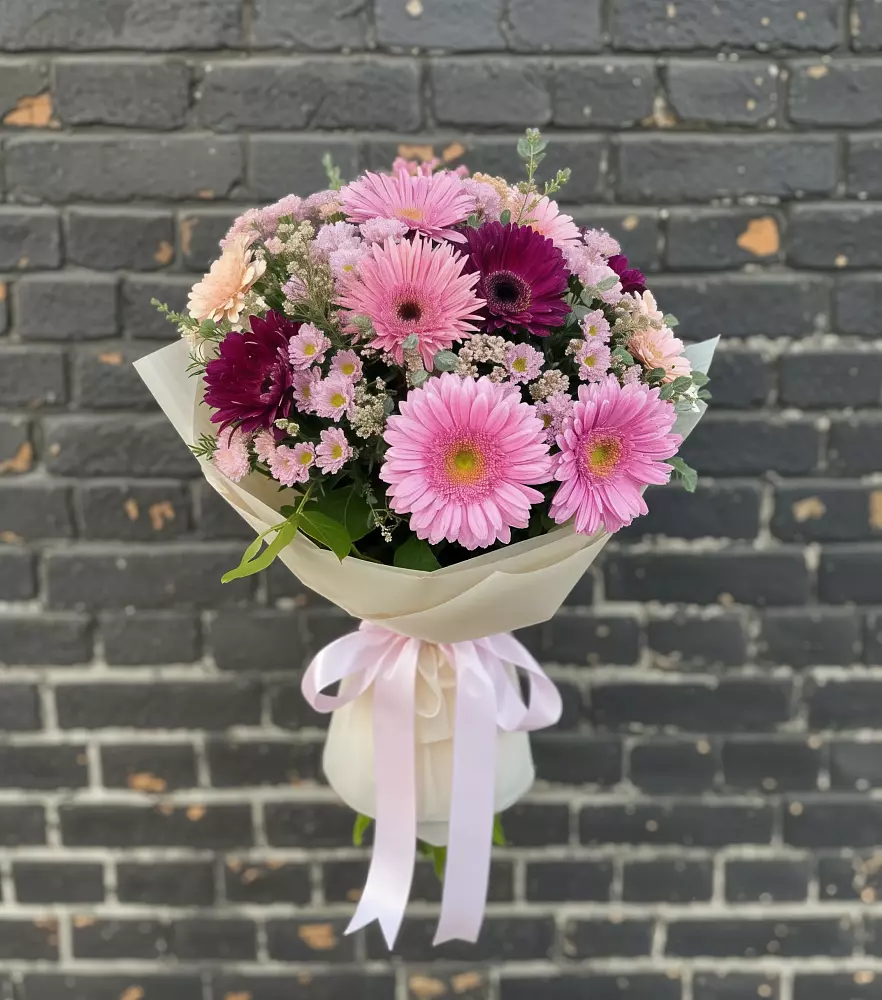 Букет цветов из: Герберы и Хризантемы в Тимошкино
